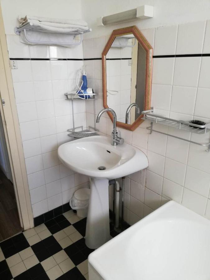 Apartmán Relai O² Lesneven Exteriér fotografie